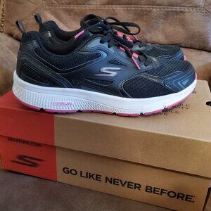 Women's Sketchers Goga Mat athletic shoes